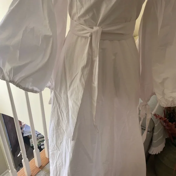 Andrea Iyamah White Long Sleeve Dress -NWT - Picture 9 of 16